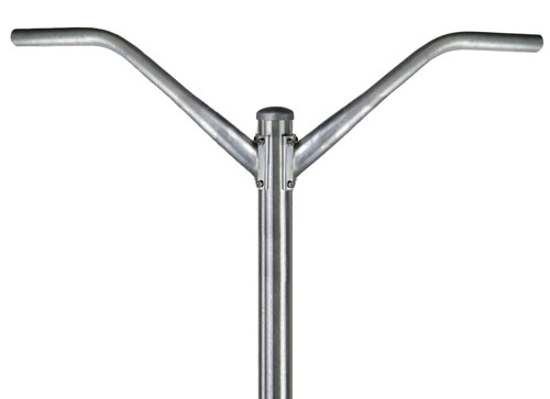 steel-light-pole-is-stronger-than-aluminum-light-pole