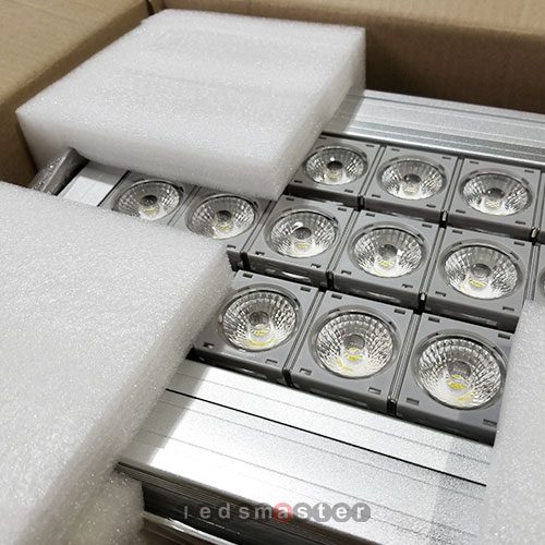 package-of-LED-floodlights